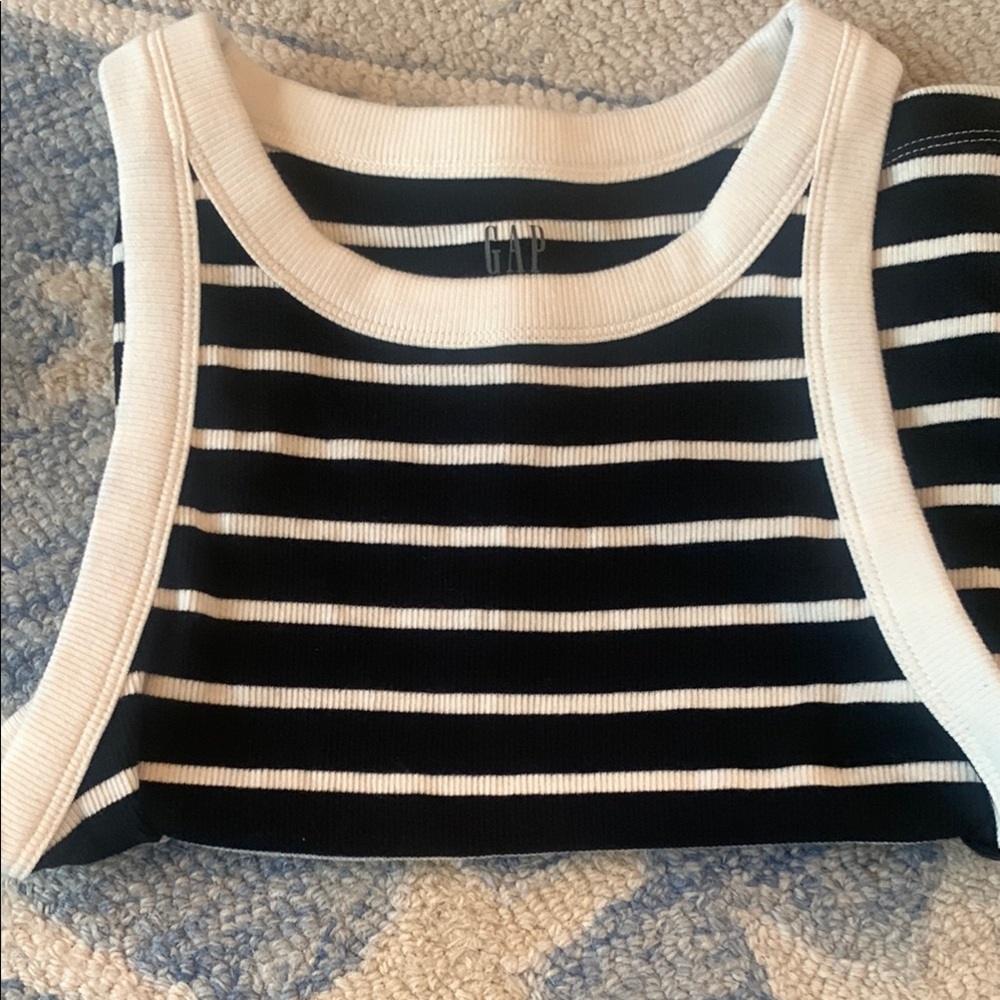 GAP Black and White Fitted Sleeveless Tank Top